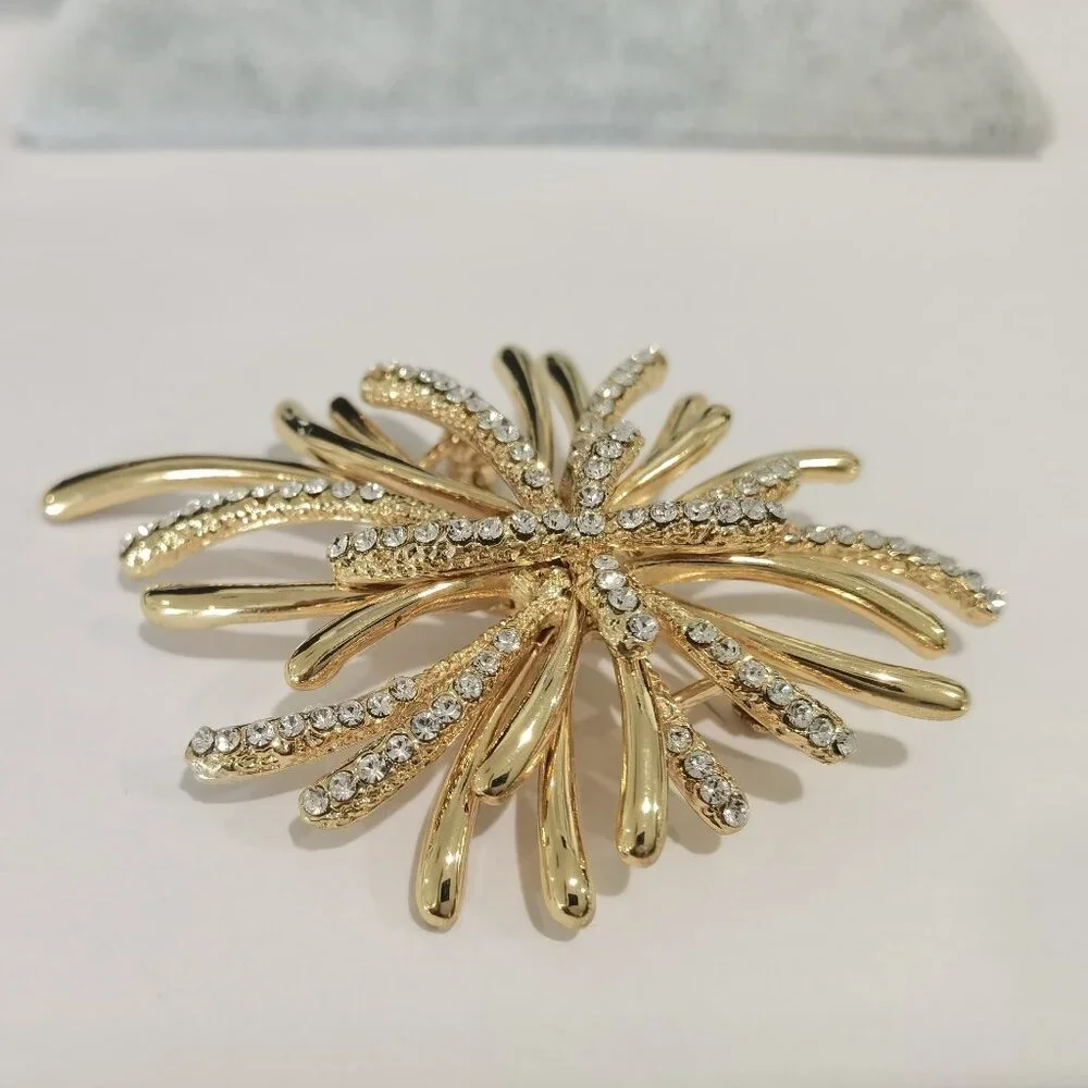 brooch - Picture 4 of 4